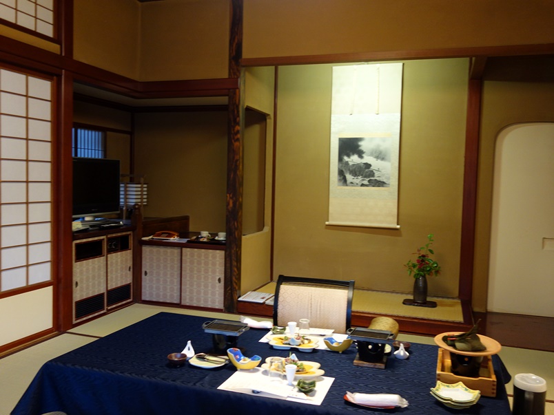 湯之島館「春慶荘」